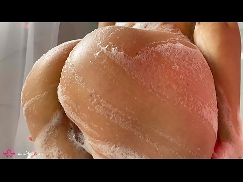 ❤️ UBrunette uphulula amaphambili ePussy ngeVibrator ukuya kwi-Intense Orgasm kwiShower ❤️❌ kwi-xh.porn-evooli.ru